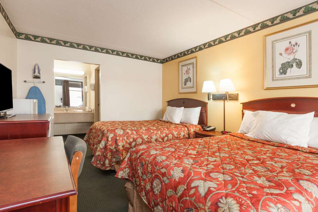 Days Inn By Wyndham Newark Wilmington Habitación foto